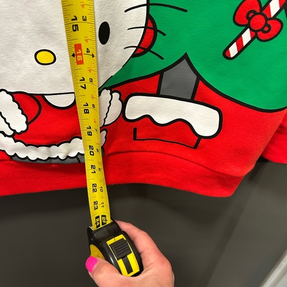 Hello Kitty Red Merry & Bright Sweatshirt adult large Christmasy - Picture 7 of 7